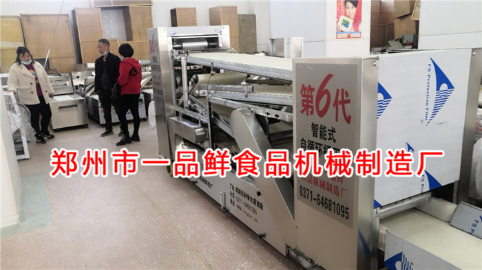 駐馬店客戶訂購(gòu)一品鮮燴面機(jī)(圖1)